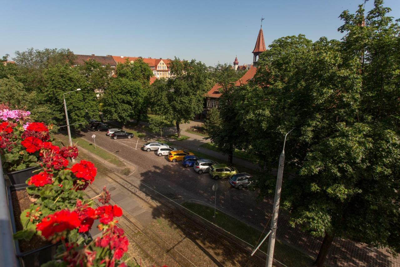 Sunhouse Apartment Торунь Экстерьер фото