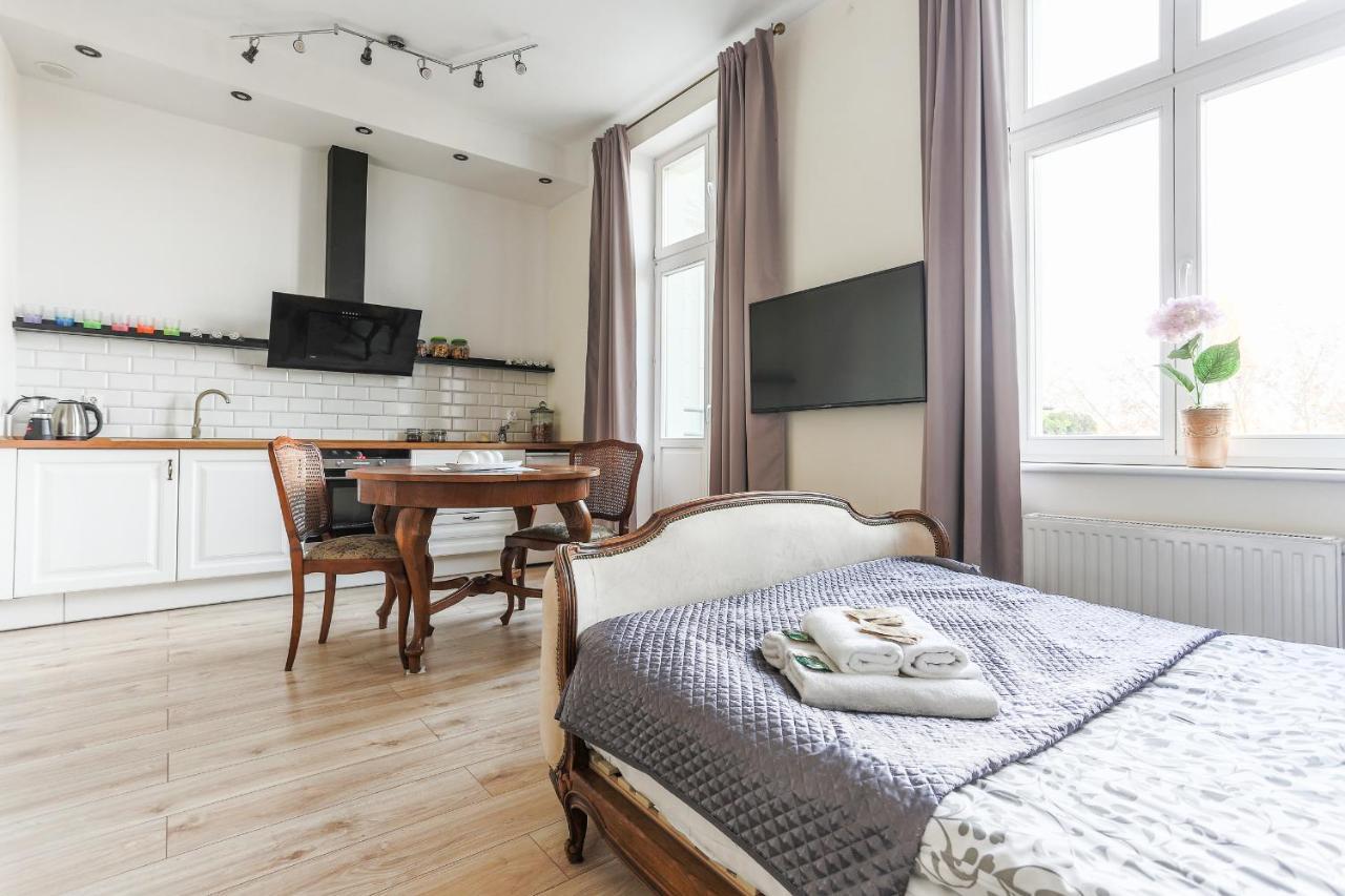 Sunhouse Apartment Торунь Экстерьер фото